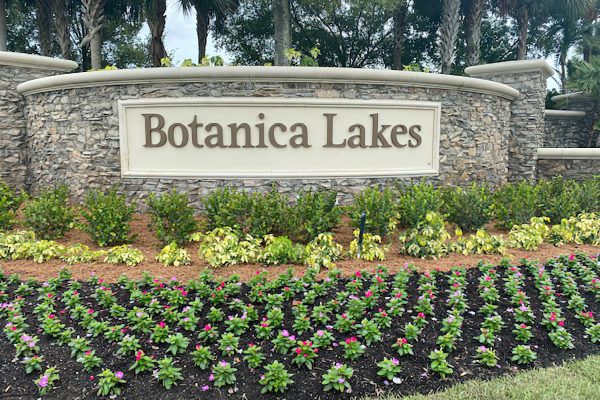 Botanica Lakes - A Cultivar Group Project